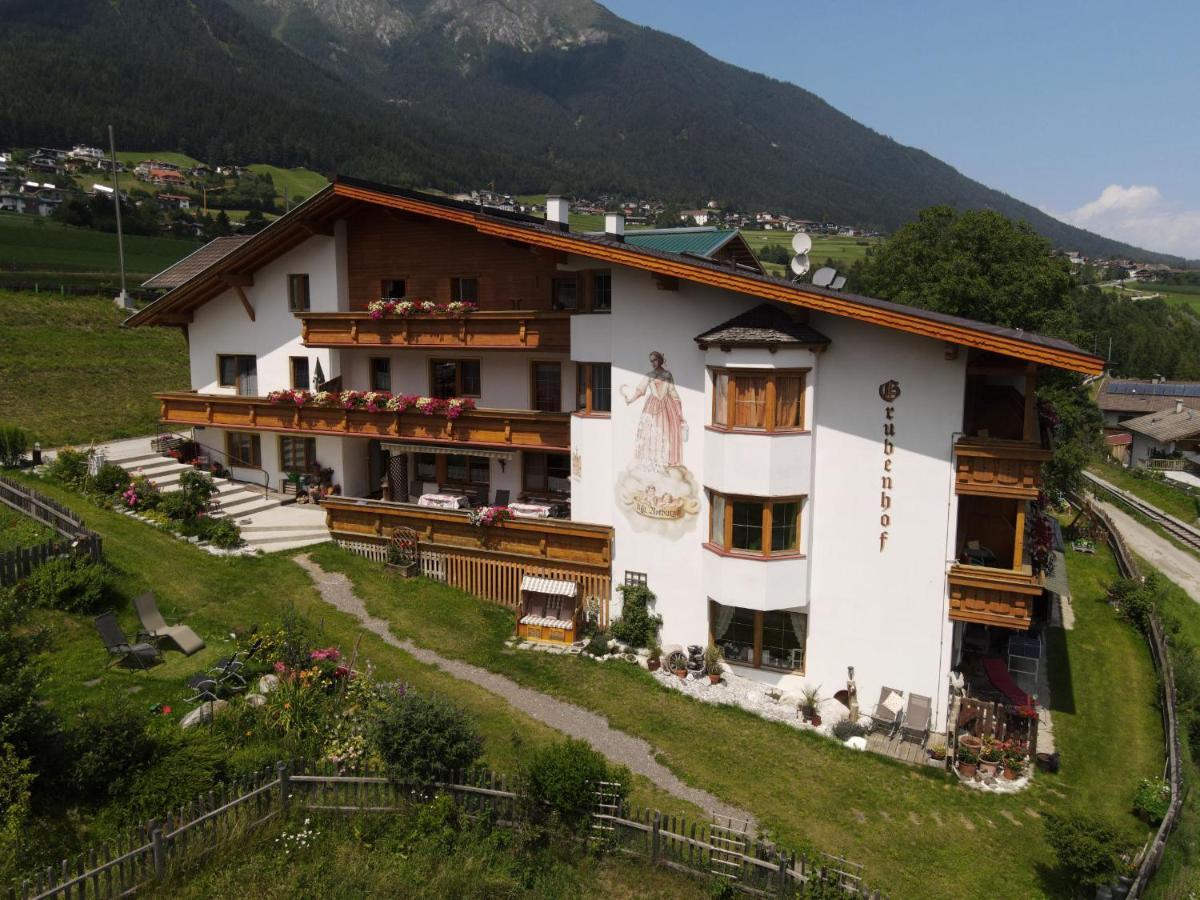 Pension Grubenhof Fulpmes Buitenkant foto